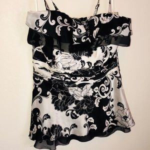 WHBM Gorgeous strap or strapless bodice top